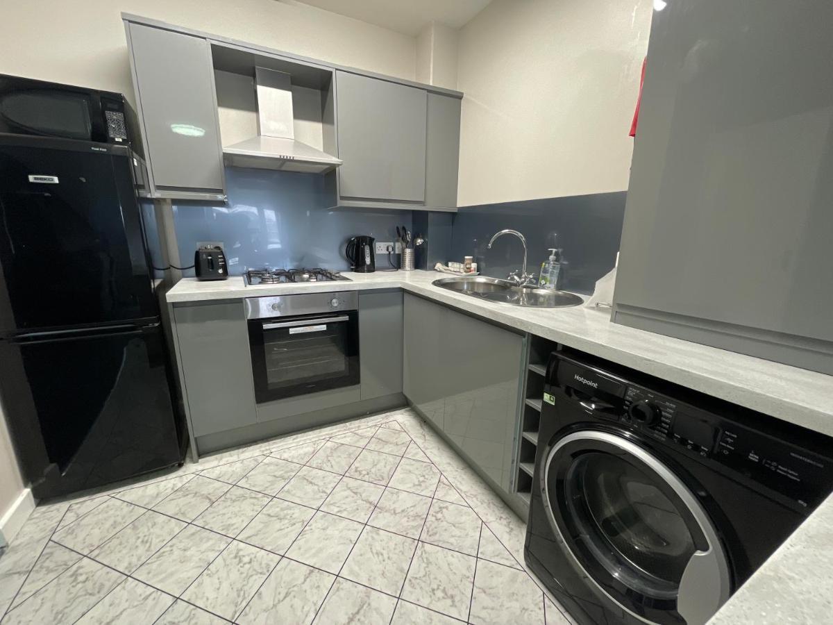Mays Apartments - 102 Mill Street, Free Parking, 2 Minute Walk To Baltic Market And City Centre - Apartments Sleep 1-10 Guests ลิเวอร์พูล ภายนอก รูปภาพ
